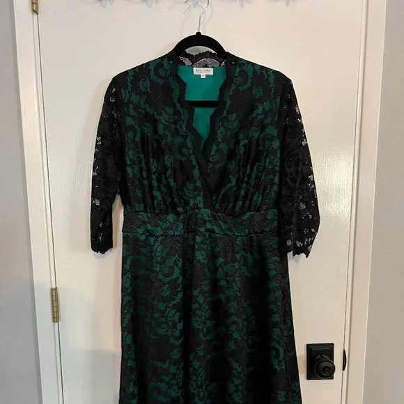 A-line Formal Dress For Women Kiyonna Plus Mademoiselle Lace Cocktail Dress  With Sleeves | Dulles Town Center A-line Floral Lace Dress